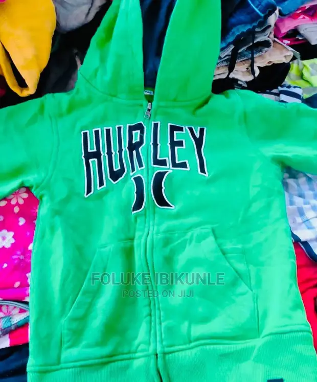 BUY YOUR QUALITY FIRST GRADE UK BALE OF CLOTHES IN AN AFFORDABLE PRICE, DELIVERY NATIONWIDE
